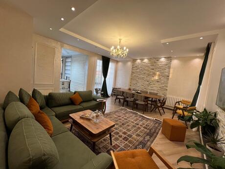 4 otaqlı həyət evi/bağ evi - Zığ q. - 160 m²