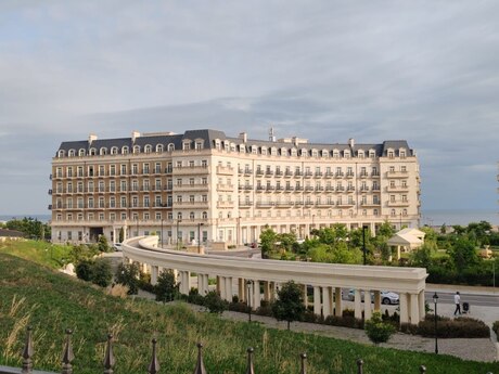 Elan №6065778 - Bakı, Ağ şəhər q., 3 otaqlı, 101 m², 3/7 mərtəbə