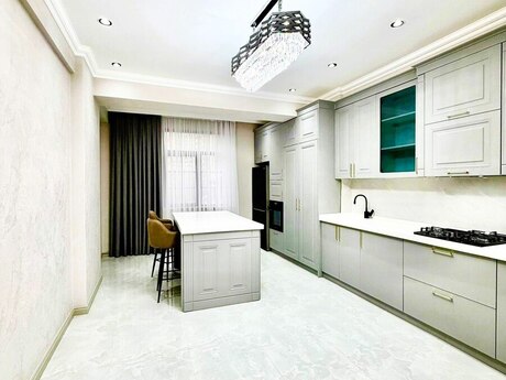 3 otaqlı yeni tikili - Nəsimi r. - 138 m²