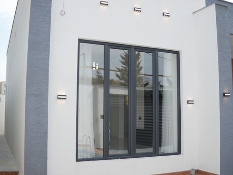 4 otaqlı həyət evi/bağ evi - Mərdəkan q. - 150 m²