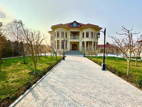 9-комн. дом/дача - пос. Бильгях - 400 м²