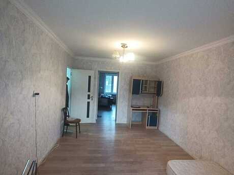 2 otaqlı köhnə tikili - Nəsimi r. - 60 m²