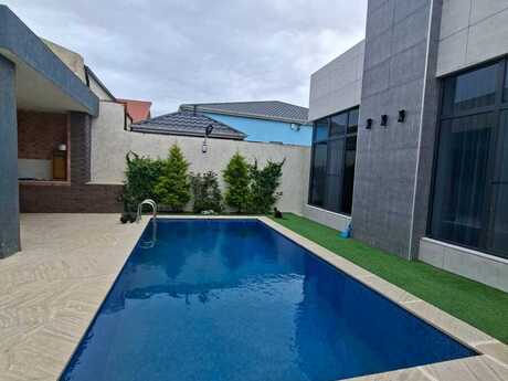 4 otaqlı həyət evi/bağ evi - Şüvəlan q. - 140 m²