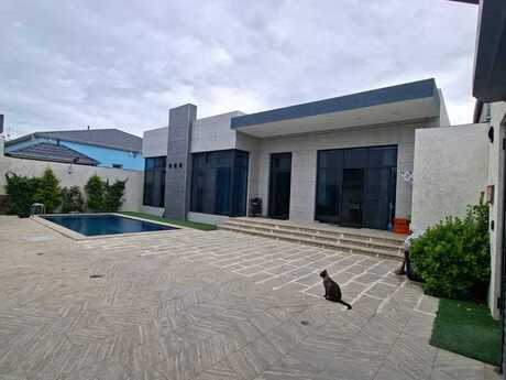 4 otaqlı həyət evi/bağ evi - Şüvəlan q. - 140 m²