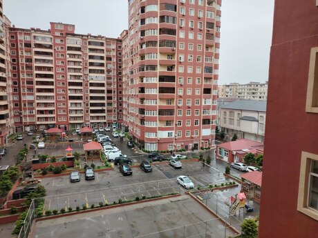 2 otaqlı yeni tikili - Azadlıq Prospekti m. - 89 m²