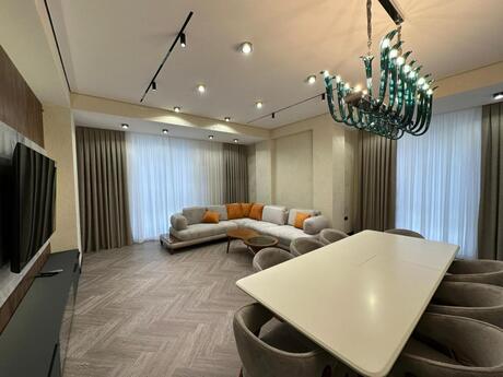 3 otaqlı yeni tikili - Gənclik m. - 143 m²