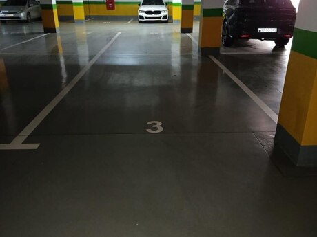 Qaraj - Nizami m. - 15 m²