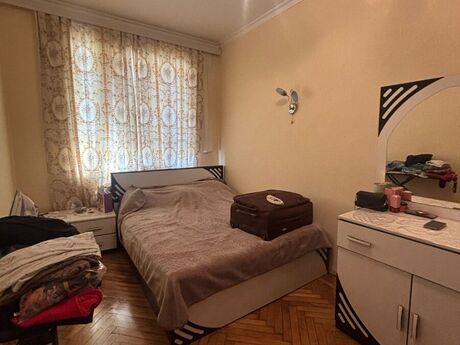 3 otaqlı köhnə tikili - Nəsimi r. - 80 m²