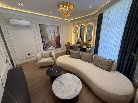 3 otaqlı yeni tikili - Ağ şəhər q. - 124 m²