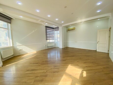 5 otaqlı ofis - Nəriman Nərimanov m. - 220 m²