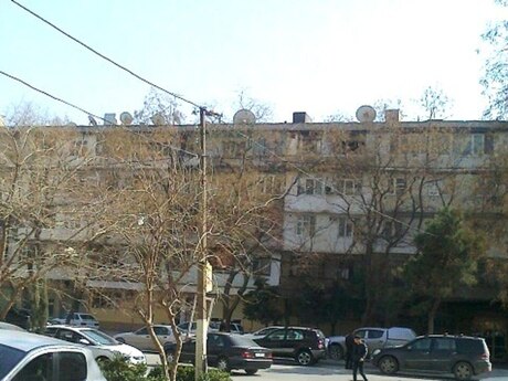4 otaqlı köhnə tikili - Nəriman Nərimanov m. - 110 m²