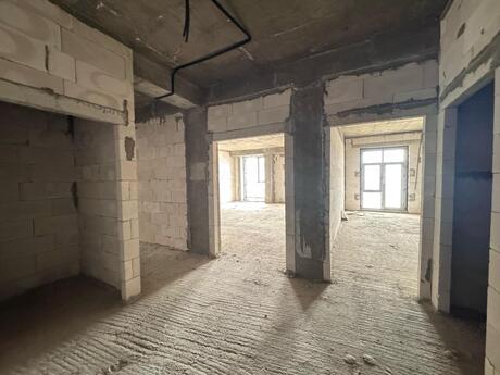 4 otaqlı yeni tikili - Ağ şəhər q. - 220 m²