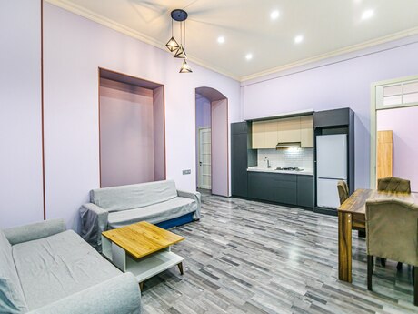 3 otaqlı köhnə tikili - Sahil m. - 80 m²