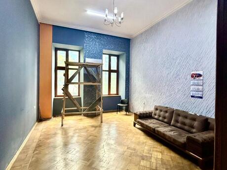 Объявление №6066346 - Баку, м. Сахил, 3-комн., 150 м²