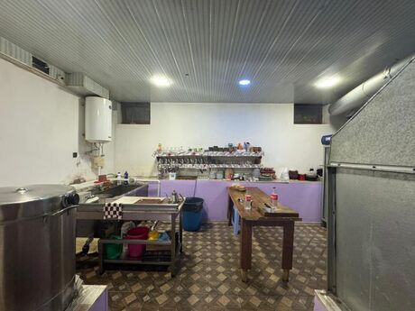Obyekt - Neftçilər m. - 157 m²