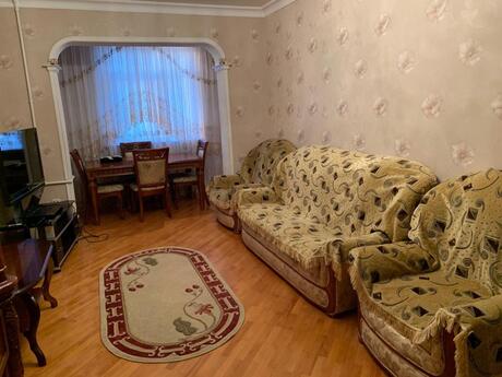 3 otaqlı köhnə tikili - Həzi Aslanov m. - 70 m²