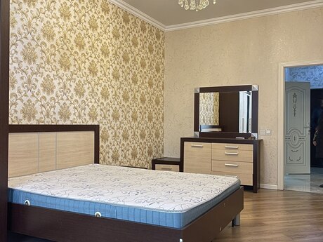 1-комн. новостройка - м. Иншаатчылар - 60 м²