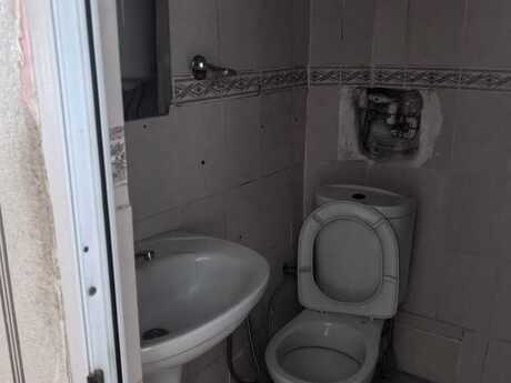 2 otaqlı köhnə tikili - Qara Qarayev m. - 493 m²