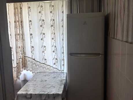 2 otaqlı köhnə tikili - Qara Qarayev m. - 493 m²