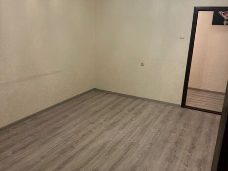 3 otaqlı köhnə tikili - Şah İsmayıl Xətai m. - 65 m²