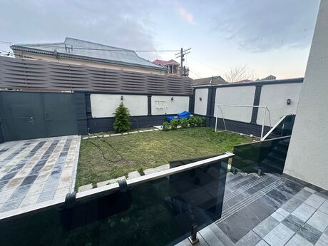 5 otaqlı həyət evi/bağ evi - Nəsimi m. - 250 m²