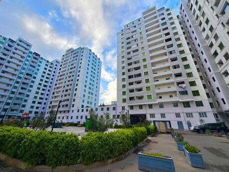 4 otaqlı yeni tikili - Nəsimi r. - 135 m²
