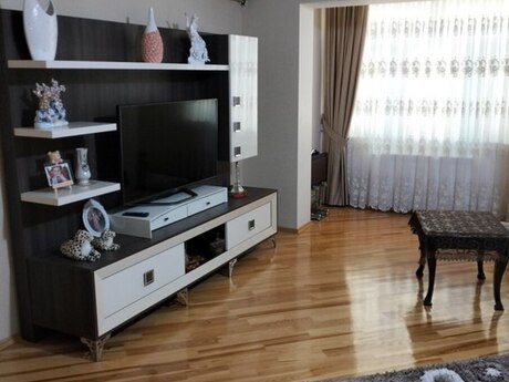 5-комн. вторичка - м. Ахмедлы - 120 м²