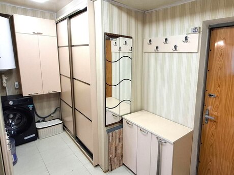 2 otaqlı köhnə tikili - Xalqlar Dostluğu m. - 46 m²