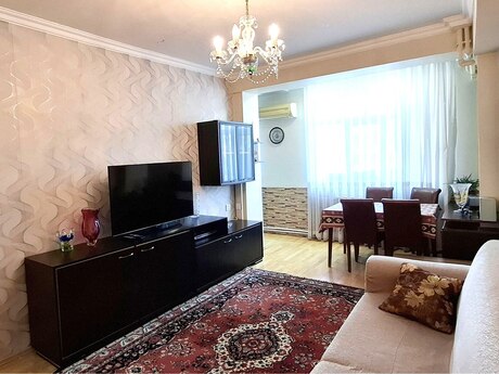 2 otaqlı köhnə tikili - Xalqlar Dostluğu m. - 46 m²