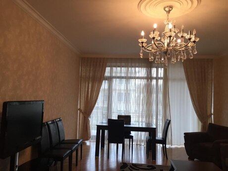 3 otaqlı yeni tikili - İçəri Şəhər m. - 170 m²