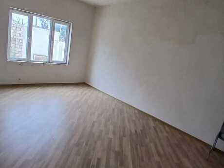3 otaqlı həyət evi/bağ evi - Buzovna q. - 80 m²