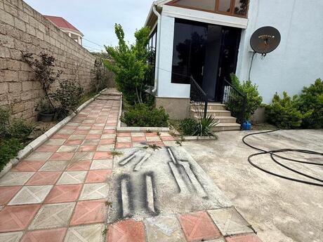 3 otaqlı həyət evi/bağ evi - Nardaran q. - 140 m²