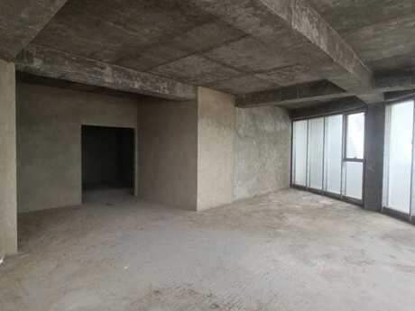 4 otaqlı yeni tikili - Xətai r. - 200 m²