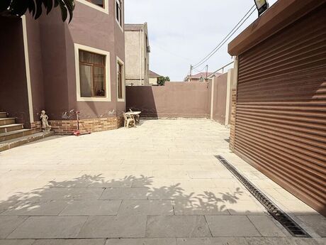 4 otaqlı həyət evi/bağ evi - Badamdar q. - 220 m²