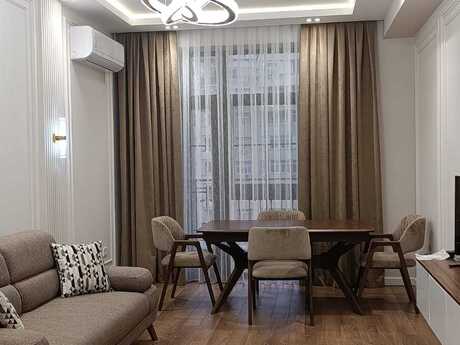 Объявление №6066506 - Баку, м. Нефтчиляр, 2-комн., 100 м², 10/18 этаж