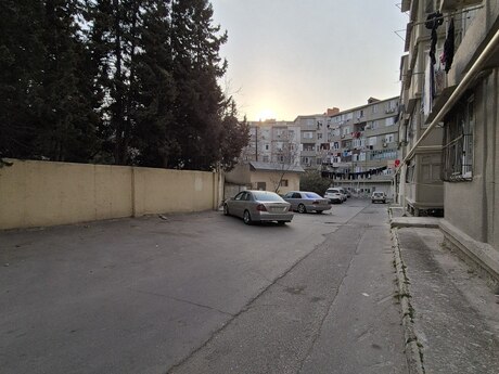 2 otaqlı köhnə tikili - Koroğlu m. - 50 m²