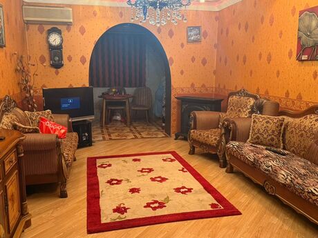 Объявление №6066562 - Баку, м. Низами, 3-комн., 78 м², 1/5 этаж