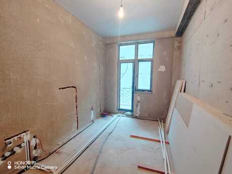4 otaqlı yeni tikili - Badamdar q. - 135 m²