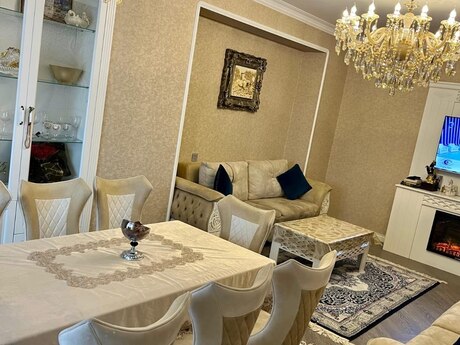 3 otaqlı yeni tikili - 8 Noyabr m. - 148 m²