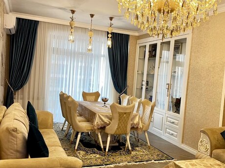 3 otaqlı yeni tikili - 8 Noyabr m. - 148 m²