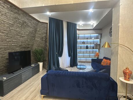 Объявление №6066560 - Баку, пос. Аг шехер, 2-комн., 107 м², 7/7 этаж