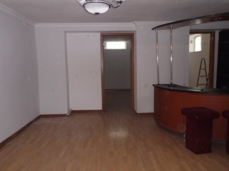 Obyekt - Elmlər Akademiyası m. - 80 m²