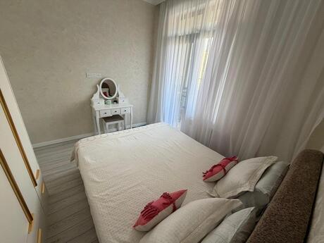 2 otaqlı yeni tikili - Yeni Günəşli q. - 50 m²