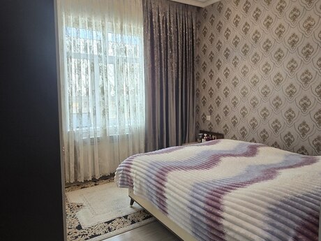 4 otaqlı həyət evi/bağ evi - Xırdalan - 130 m²