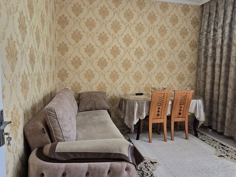 4 otaqlı həyət evi/bağ evi - Xırdalan - 130 m²
