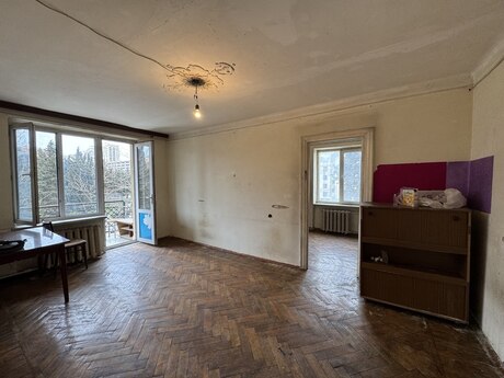 2 otaqlı köhnə tikili - Bakıxanov q. - 55 m²
