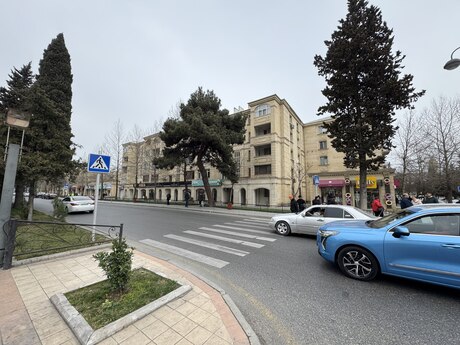 2 otaqlı köhnə tikili - Bakıxanov q. - 55 m²