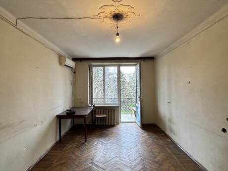 2 otaqlı köhnə tikili - Bakıxanov q. - 55 m²
