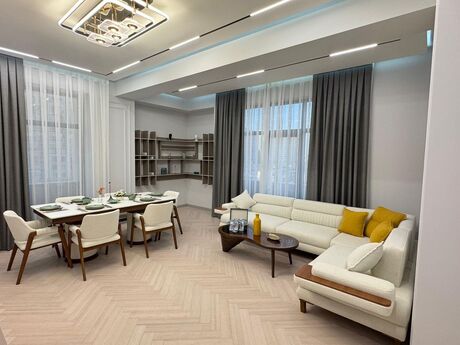 Elan №6066672 - Bakı, Nəsimi r., 3 otaqlı, 125 m², 6/18 mərtəbə