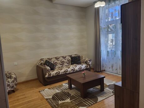 2 otaqlı köhnə tikili - Elmlər Akademiyası m. - 60 m²